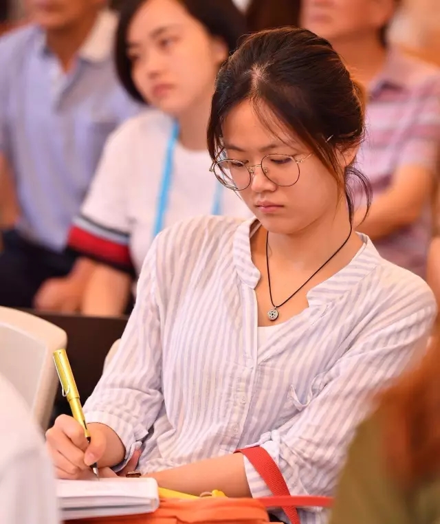 上海的都会更新，，，，，地标性修建