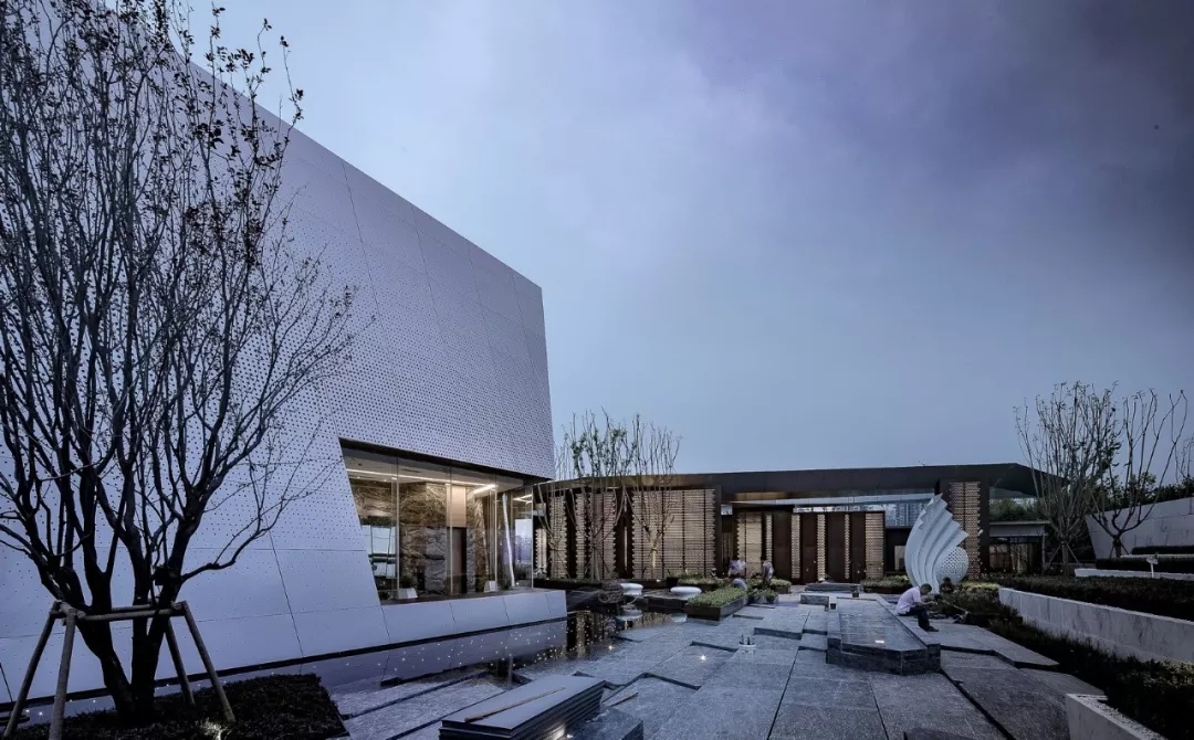 面向内庭院的洞口 by苏圣亮，，，，，70net永乐高修建设计